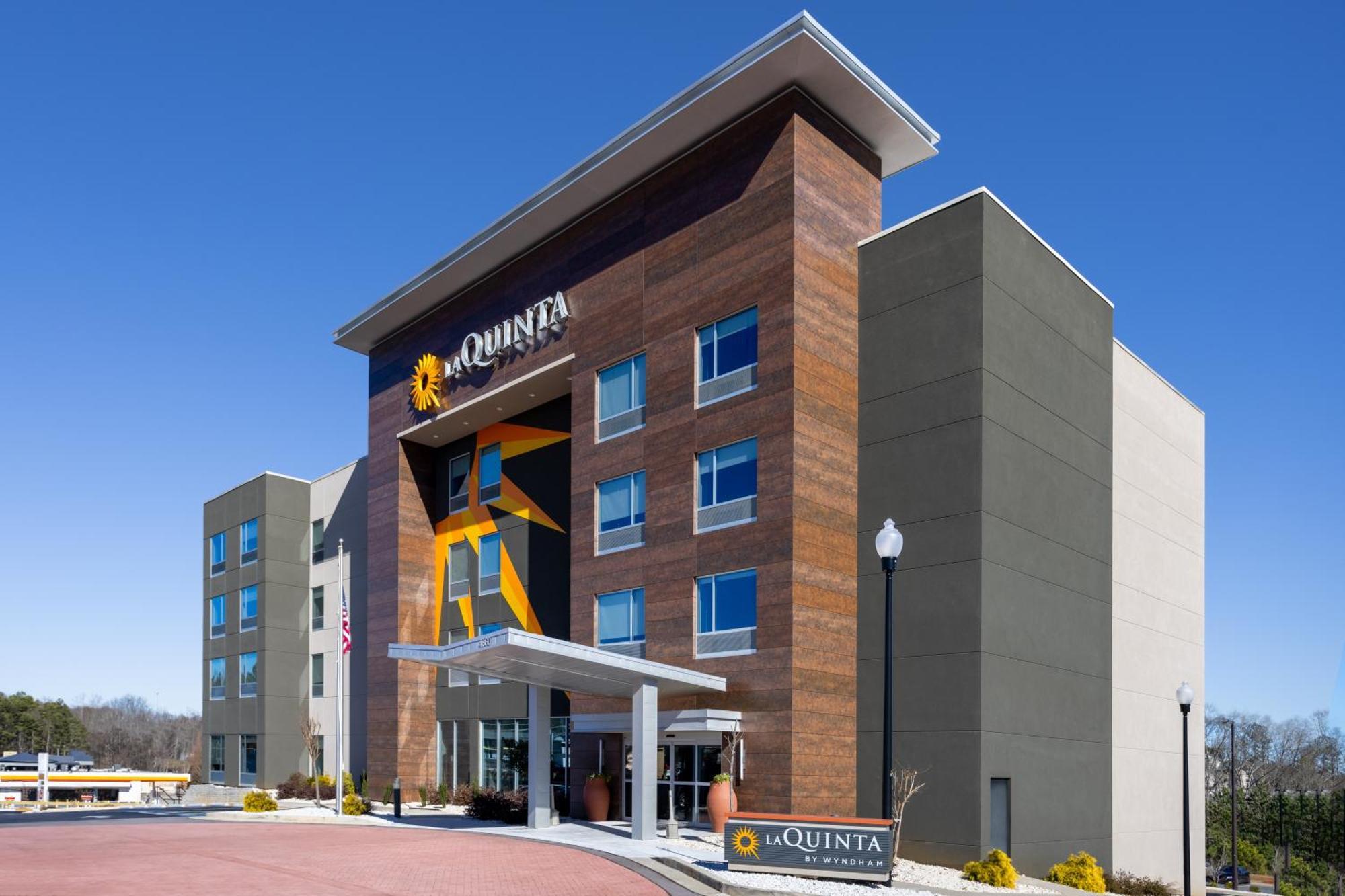 La Quinta Inn & Suites By Wyndham لوكوست غروف المظهر الخارجي الصورة